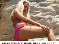 lea tyron short instagram clips